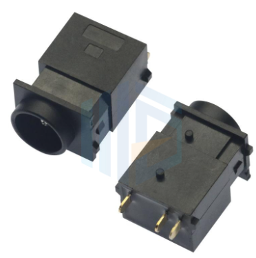 哪款防水DC插座能扛住高溫水噴淋與鹽霧腐蝕？